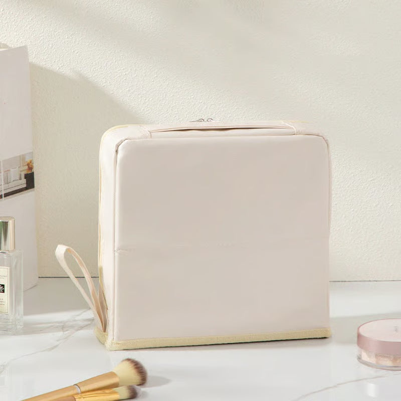 🔥Hot Sale🔥Stylish Handheld Partitioned Cosmetic Bag